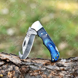 Couteau pliant damas de qualité supérieure avec manche en bois Beau couteau pliant personnalisé OEM Nom Logo Camping Cadeau pour hommes - Product Image 1