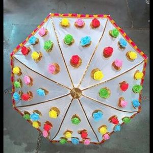 Parapluie en coton avec fleur artificielle pour fête de mariage Haldi, Mehndi - Product Image 2