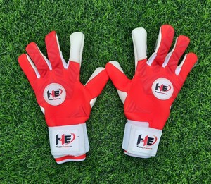 ถุงมือผู้รักษาประตูฟุตบอลหนังนิ่มระบายอากาศได้ดีจากเยอรมัน - Product Image 1