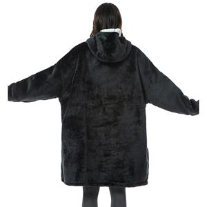 Couverture polaire Sherpa surdimensionnée personnalisée à capuche couverture à capuche d'hiver pour adultes pour se prélasser en camping et par temps froid - Product Image 2