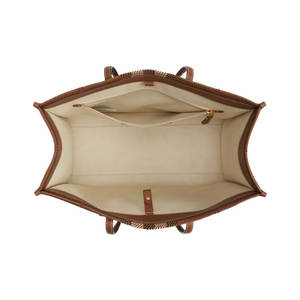 Sac fourre-tout pour femmes 2024-2025 en cuir PU, nouveau design, sac à main tendance, sacs fourre-tout personnalisés à la mode chez Qasaab Gloves Company - Product Image 3