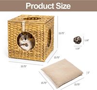 Maison pour animaux en rotin faite à la main, très prisée, avec jouet suspendu en forme de balle à motif animal et coussin en coton, du Vietnam