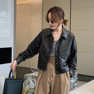 Chaqueta de motorista de piel de oveja auténtica con cremallera para mujer con forro de viscosa acolchado a prueba de viento y bolsillos interiores y exteriores de talla grande - Product Image 6