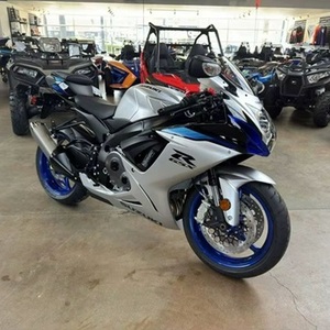 Original nouveau 2025 Suzukis GSX-R600 nouveau 599cc 4 temps Sport moto livraison dans le monde entier - Product Image 4