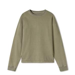 Camiseta de manga larga para mujer con ajuste relajado, perfecta para uso diario, capas y atuendos Casuales - Product Image 1