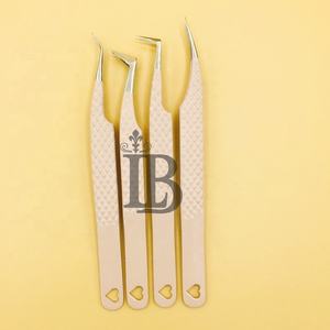 Pinzas para volumen ruso Mink 65 grados con mango en forma de corazón para extensión de pestañas, estilo corazón, punta recta, oferta con logo - Product Image 1