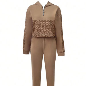 Conjunto deportivo informal de corte holgado para mujer, ropa deportiva para entrenamiento, fitness y uso diario moderno - Product Image 1