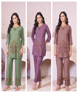ÚLTIMO RAYÓN MULTI BORDADO HILO TRABAJO CONJUNTO DE 2017 ROPA FORMAL COLOR MORADO PRECIO AL POR MAYOR ROPA ÉTNICA - Product Image 2