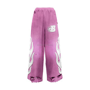 Pantalones Deportivos Premium de Felpa de Algodón y Poliéster de 340 GSM, Lavados, Gris Oscuro, Tela Gruesa, Panel con Apliques de Llama, Logotipo Personalizado Bordado - Product Image 2