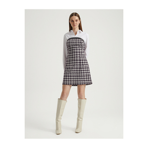 ชุดลำลองพร้อมดีเทลหนังเทียมและลายฮาวด์ทูธ - Product Image 2