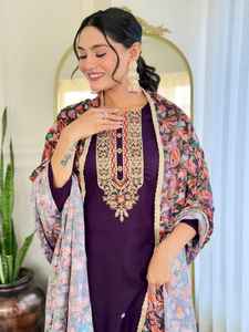 ชุด kurti ที่สวยงามจำนวนมากมาพร้อมกับชุด dupatta และ Palazzo สำหรับเด็กผู้หญิงที่ใส่ไปงานปาร์ตี้มีจำหน่ายในราคาที่ดีที่สุด - Product Image 3