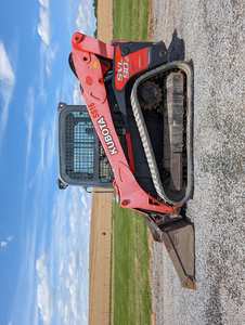 Chargeur sur chenilles compact SVL90-2 Kubota 2015-Puissance robuste. Construit pour effectuer. - Product Image 6