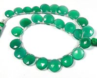 Perles d'onyx naturel en forme de briolette 10-12mm, 25 perles, brin de 9,5 pouces, forme de pièce de monnaie verte, taille facetée, qualité supérieure, 75 carats