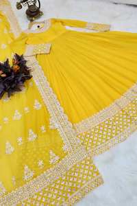 Vestido de trabajo de diamantes con bordado de seda étnica con mangas completas y ropa de fiesta india y pakistaní atractiva Dupatta - Product Image 6