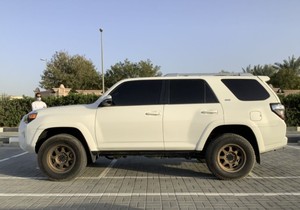 Utilisé pour Toyota RAV4 FWD avec sièges en cuir foncé Caméra arrière de direction gauche-nouvellement acquise - Product Image 2