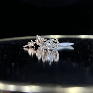 Boucles d'oreilles élégantes en forme de grappe de diamants naturels 14K or massif bijoux de luxe conception solitaire coupe brillante à la mode troisième partie - Product Image 2