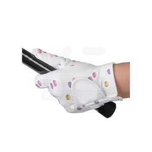 Guantes de Golf Económicos de Piel de Oveja Diseñados para Máxima Comodidad, Flexibilidad, Agarre y Estabilidad, con Diseño Personalizado - Product Image 5