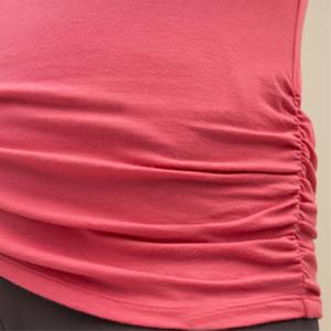 เสื้อยืดไม้ไผ่ผู้หญิงสุดหรู | ระบายอากาศและน้ําหนักเบา | สบายเป็นมิตรกับสิ่งแวดล้อมสําหรับการใช้งานและการเดินทางทุกวัน - Product Image 5