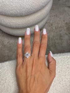 Anillo de Compromiso de Oro Blanco de 18k con Tres Piedras de Corte Marquesa de 4.00 Quilates VVS con Medias Lunas, Anillo Trilogía de Corte Marquesa con Diamantes Cultivados en Laboratorio - Product Image 4