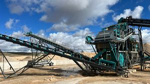 Meilleure qualité 200-250 Tph installation de criblage et de lavage fixe avec engrenage élevé et pompe Appelez maintenant! - Product Image 4