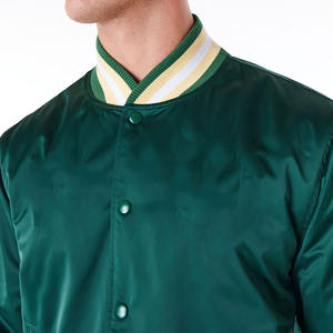 Blouson bombardier universitaire avec logo personnalisé pour hommes support en toile coupe-vent léger et décontracté pour l'hiver manteau à fermeture éclair manches en polyester - Product Image 2