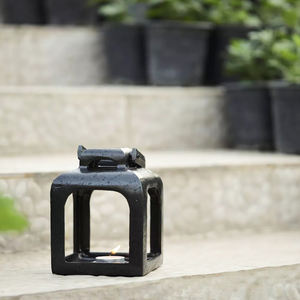 Lanterne en aluminium coulé décorations d'extérieur dernière conception lanterne à bougie de sol en aluminium de qualité supérieure pour hôtels restaurant - Product Image 4