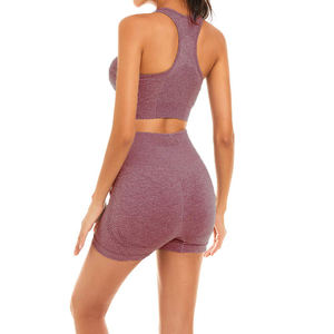 Ensemble de yoga deux pièces durable pour femmes soutien-gorge de sport respirant à taille haute et short à motif solide pour le fitness - Product Image 5