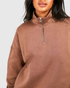 Conjunto Deportivo de Terciopelo Bordado Personalizado para Mujer, Talla Grande, con Pantalones Anchos y Sudadera - Product Image 2