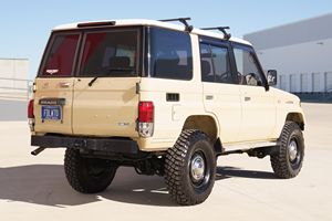 MEILLEURE OFFRE - LANDCRUISERS PRADO TURBO DIESEL 4X4 1994 - ÉTAT IMPECCABLE - PRÊT À L'EXPORTATION - CHOIX PREMIUM - PRÊT POUR L'OFF-ROAD - Product Image 4