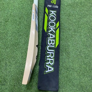 Batte de cricket pakistanaise pleine grandeur, durable et écologique pour adultes, Super Power Cannon, en saule anglais, avec housse de protection intégrale - Product Image 6