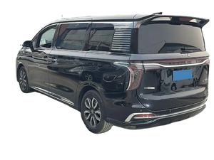 SUV de Luxe d'Occasion 2024, 2.0 Aspiré Naturellement, 252 CV, Véhicule Exécutif Automatique Premium, 7 Places, Sièges en Cuir, Panoramique - Product Image 4