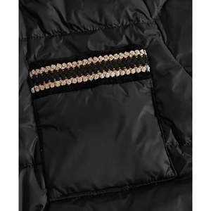Chaqueta ligera de plumón de pato negro para mujer, cuello de doble botonadura, cintas decorativas, chaqueta acolchada de longitud corta, ajuste Regular para invierno - Product Image 4