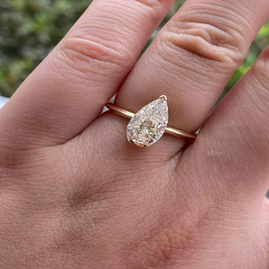 Anillo Solitario de Diamante Cultivado en Laboratorio de 3 Quilates con Certificado IGI, Oro Amarillo de 14K, Corte Pera, Regalo de Lujo para Compromiso o Boda para Mujer - Product Image 2