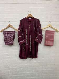 Nouveau haut de travail à la main fantaisie Georgette Real Moti et Pent avec Dupatta pour les célébrations à la mode du fournisseur indien - Product Image 3