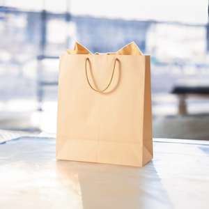 Venta al por mayor de bolsas de regalo de papel de arte ecológico hecho a mano biodegradable reciclable UV impreso Logo forma rectangular para embalaje - Product Image 2