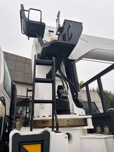 Grúa Montada en Camión Isuzu 8x4 con Pluma de Largo Alcance para Elevación en Construcción, Mantenimiento de Servicios Públicos y Manejo de Carga - Product Image 4