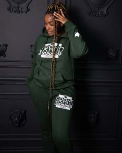 Vente en gros de vêtements décontractés pour hommes T-shirt en coton à manches longues pour le sport, le printemps et l'automne avec capuche et motif de lettres épais - Product Image 3