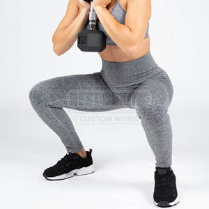 Legging de yoga sans couture pour femmes avec matériau respirant et contrôle du ventre pour les séances d'entraînement de fitness Legging de yoga pour femmes - Product Image 5