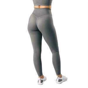 Pantalones de entrenamiento de gimnasio y yoga transpirables de cintura alta Leggings deportivos atléticos de cintura elástica con patrón sólido - Product Image 6