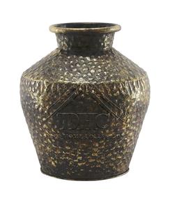 Florero de metal de diseño moderno con encanto clásico, lo que lo convierte en una pieza central ideal para interiores de casas y hostelería de lujo - Product Image 1