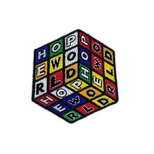 Offre Spéciale patchs de broderie en sergé écologiques personnalisés coupe à chaud bord de Merrow formes de fleurs de coeur sur mesure en feutre Hati - Product Image 4