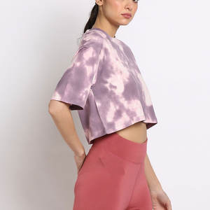 Camiseta Corta Moderna para Mujer, Algodón Suave, Corte Holgado, Ropa Urbana para Uso Diario con Estampado Tie Dye - Product Image 4