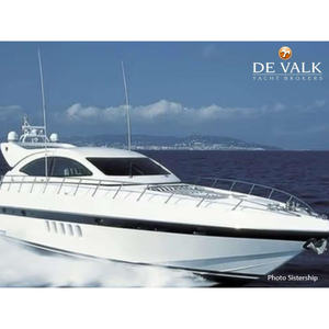 Yacht de luxe Mangusta 72 Hardtop 23x5.56m Italie Offrant des expériences de navigation inoubliables - Product Image 1