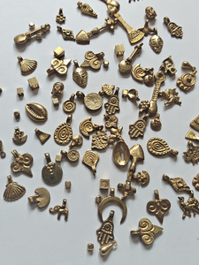 ส่วนประกอบกำไลข้อมือเงินแท้ทำมือทรงพีระมิด ทองเหลือง ขนาด 10-15 มม. สไตล์วินเทจ ได้รับการรับรองจาก IGI สำหรับขายส่งผู้หญิง - Product Image 2