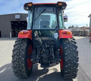 2019 pour tracteur agricole Kubota M7060HDC12 4x4 avec confort de qualité supérieure, fonctionnement en douceur et puissance fiable-moteur et noyau de pompe - Product Image 1