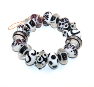 ลูกปัดแก้วแฟนซีสีใสขนาด12X18มม. ทำด้วยมือคุณภาพสูง - Product Image 1