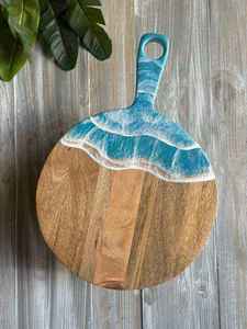 Accesorio de cocina elegante Tabla de cortar de resina de madera de acacia redonda de nuevo diseño con mango Bloque de cortar duradero - Product Image 2