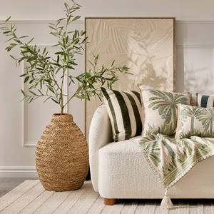 Vases à fleurs en jacinthe d'eau en jonc de mer fabriqués au Vietnam 2 tailles pour la décoration intérieure pour le salon, la chambre et la cuisine - Product Image 2