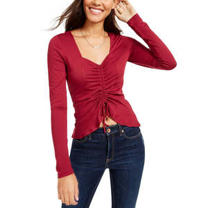 Top Corto Casual da Ragazza Taglia Grande Ultra Flirt con Design Arricciato Davanti in Rosso Scuro - Product Image 1
