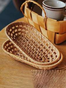 Vente en gros de plateaux à fruits ronds traditionnels en rotin naturel faits à la main de différentes tailles plateaux de service en rotin personnalisés plateaux de décoration intérieure - Product Image 4